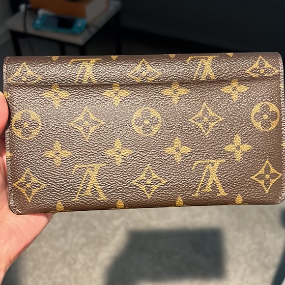 ❌❌SOLD❌❌Louis Vuitton Jeanne Wallet - Picture 2 of 16